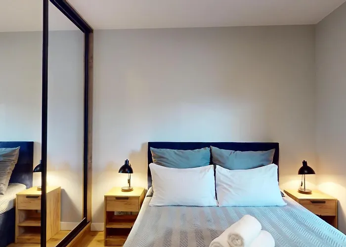 Z Tarasem I Widokiem Na Rzeke Wroapart-pl - With Terrace And River View Wroapart Wroclaw